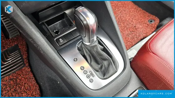 VOLKSWAGEN GOLF 2.0 TDI CABRIOLET