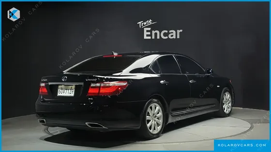 LEXUS LS AWD