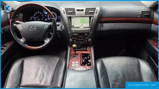 LEXUS LS AWD