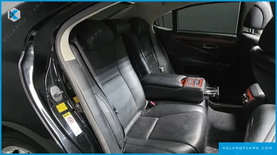 LEXUS LS AWD