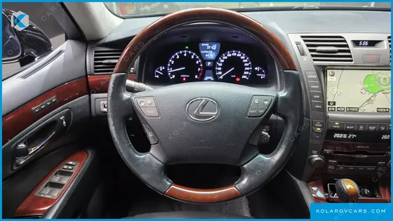 LEXUS LS AWD