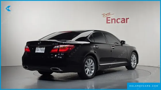 LEXUS LS AWD