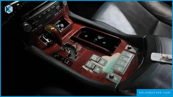 LEXUS LS AWD