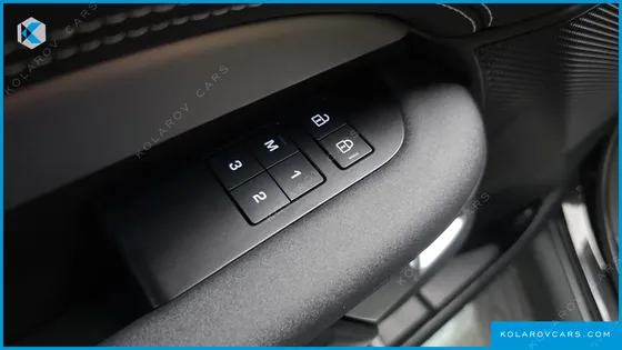 LAND ROVER DISCOVERY P360 DYNAMIC HSE