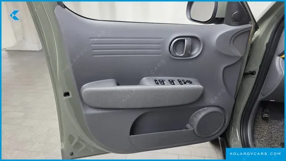 HYUNDAI CASPER THE ESSENTIAL