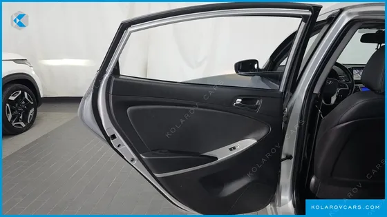 HYUNDAI ACCENT 1.4 VVT MODERN