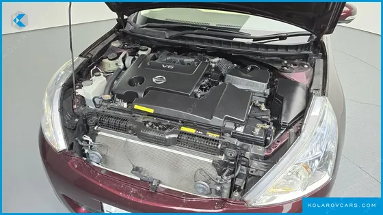NISSAN TIANA 2.5