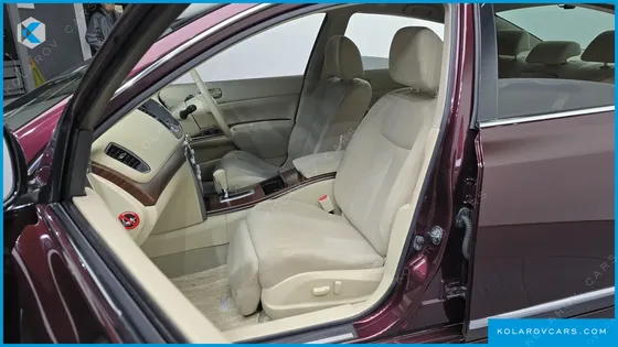 NISSAN TIANA 2.5