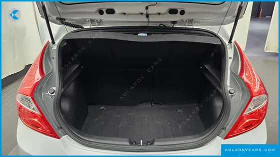 HYUNDAI ACCENT WIT 1.4 VVT MODERN