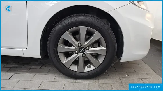 HYUNDAI ACCENT WIT 1.4 VVT MODERN