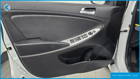 HYUNDAI ACCENT WIT 1.4 VVT MODERN