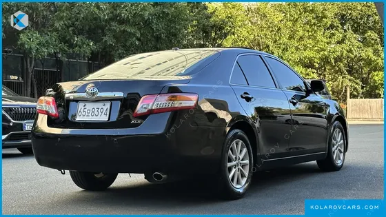 TOYOTA CAMRY XLE