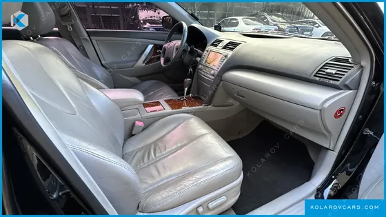 TOYOTA CAMRY XLE