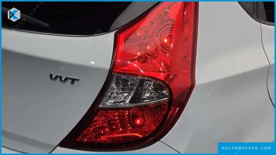 HYUNDAI ACCENT WIT 1.4 VVT MODERN