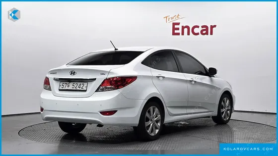 HYUNDAI ACCENT 1.6 GDI TOP