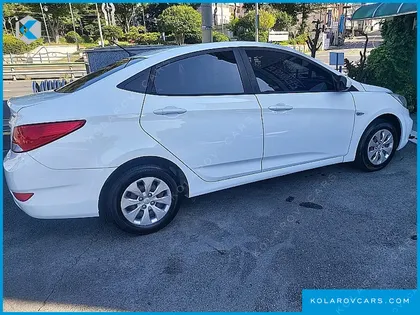 HYUNDAI ACCENT 1.4 VVT SMART