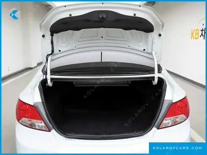 HYUNDAI ACCENT 1.6 GDI TOP