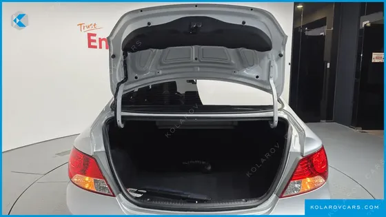 HYUNDAI ACCENT 1.4 VVT MODERN