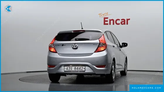 HYUNDAI ACCENT WIT 1.4 VVT MODERN