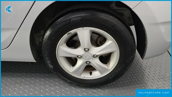 HYUNDAI ACCENT WIT 1.4 VVT MODERN