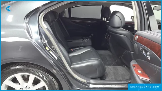 LEXUS LS 5-SEATS OTTOMAN