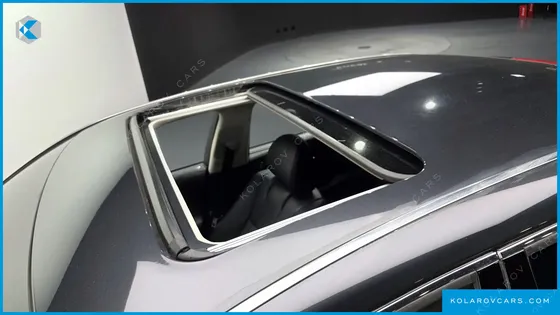 LEXUS LS 5-SEATS OTTOMAN