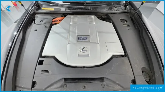 LEXUS LS 5-SEATS OTTOMAN