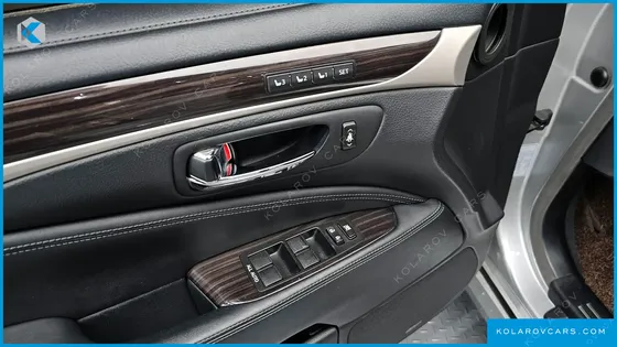 LEXUS LS 5-SEATS OTTOMAN