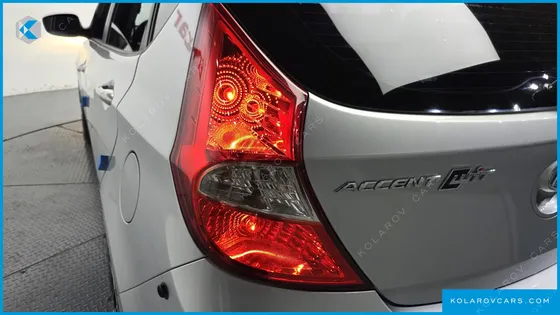 HYUNDAI ACCENT DIESEL WIT 1.6 VGT SMART