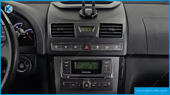 KGM - SSANGYONG REXTON 2.0 4WD ADVENTURE 60TH EDITION