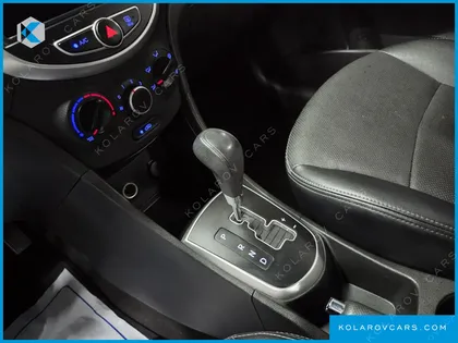 HYUNDAI ACCENT DIESEL 1.6 VGT STYLE