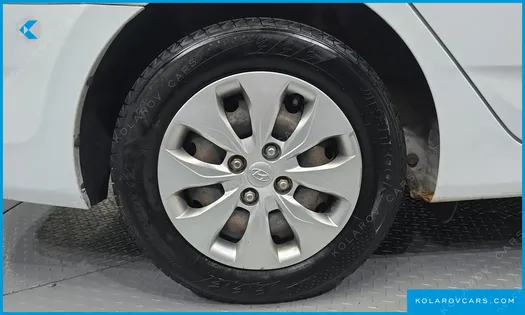 HYUNDAI ACCENT 1.4 VVT SMART