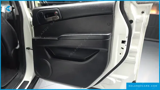 KGM - SSANGYONG KORANDO 2.2 CX5 2WD