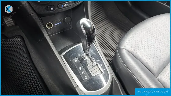 HYUNDAI ACCENT DIESEL 1.6 VGT PREMIER