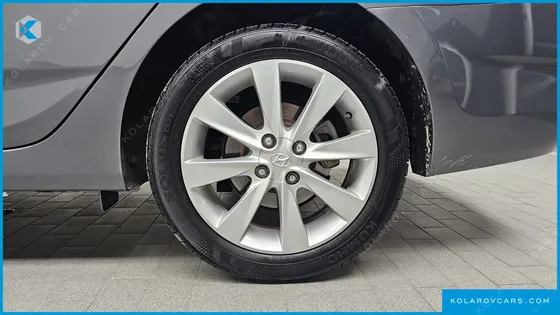 HYUNDAI ACCENT DIESEL 1.6 VGT PREMIER