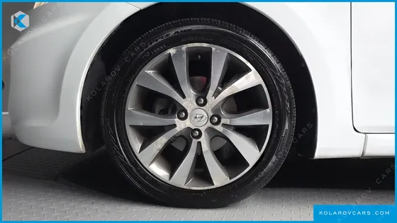 HYUNDAI ACCENT DIESEL 1.6 VGT PREMIUM