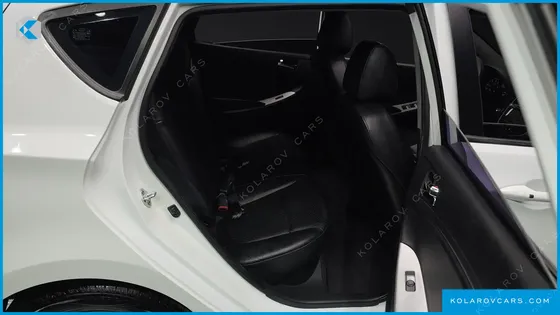 HYUNDAI ACCENT DIESEL WIT 1.6 VGT PREMIER