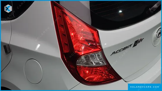 HYUNDAI ACCENT DIESEL WIT 1.6 VGT PREMIER
