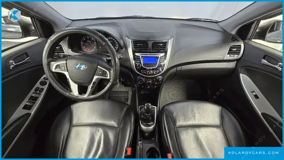 HYUNDAI ACCENT DIESEL WIT 1.6 VGT PREMIER