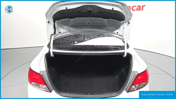 HYUNDAI ACCENT 1.4 VVT MODERN