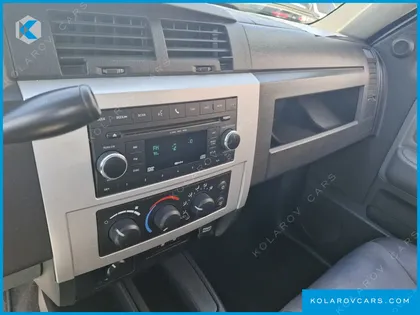DODGE DAKOTA REGULAR CAB 4X4