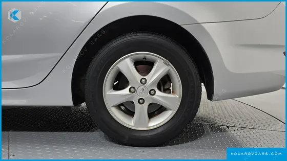 HYUNDAI ACCENT 1.4 VVT MODERN