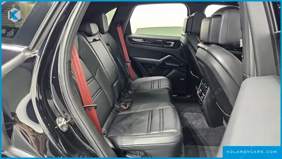 PORSCHE CAYENNE 3.0