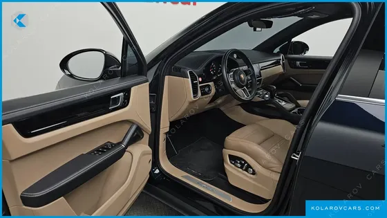 PORSCHE CAYENNE 3.0 COUPE
