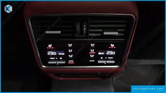 PORSCHE CAYENNE 3.0 COUPE PLATINUM EDITION