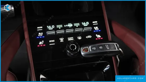 PORSCHE CAYENNE 3.0 E-HYBRID COUPE
