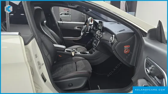 MERCEDES CLA-CLASS CLA220 AMG LINE