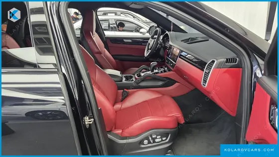 PORSCHE CAYENNE 3.0 COUPE