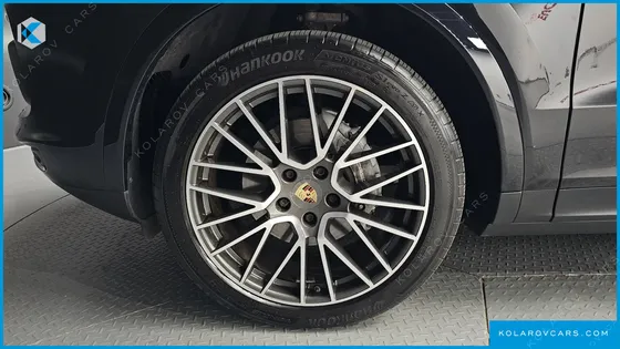 PORSCHE CAYENNE 3.0