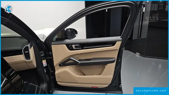 PORSCHE CAYENNE 3.0 COUPE